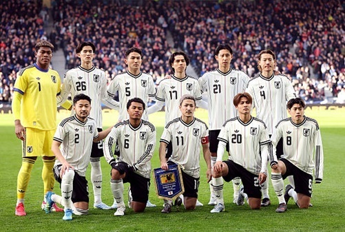 W杯出場48カ国のユニフォームを米メディアがランキング！日本が世界2位に！1位に輝いたのは？