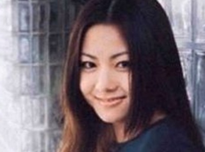 【画像】倉木麻衣の突き出た乳房、シコリティの高さが異常！