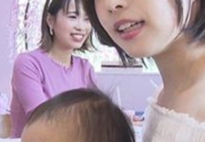 【画像】アイドル超え！テレビに出演した花見客の女性がいくらなんでも可愛すぎる！