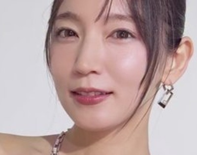 【画像】吉岡里帆の突き出た乳房、シコリティの高さが異常！