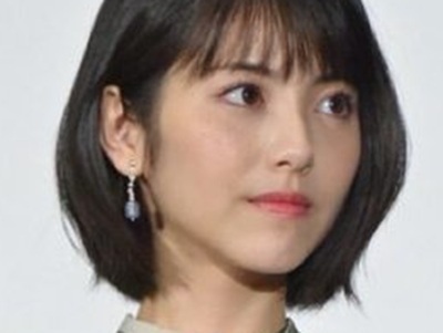 【画像】浜辺美波のお●ぱいの膨らみ！！！！