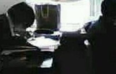 【画像】お●ぱいカーテンが最高すぎる！！！