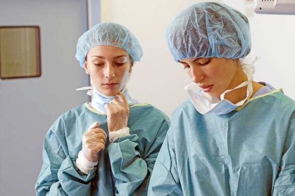 【警告】若者に”大腸がん”激増 → その『兆候』がこれらしい･････⇒！