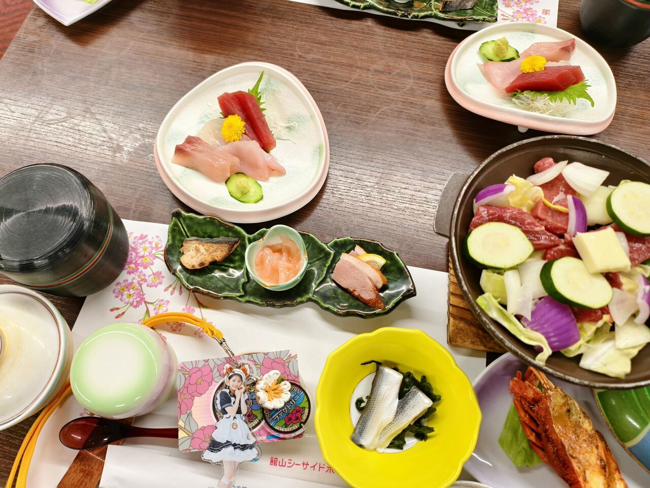 【画像】つばきファクトリーバスツアーの夕飯がこちら！