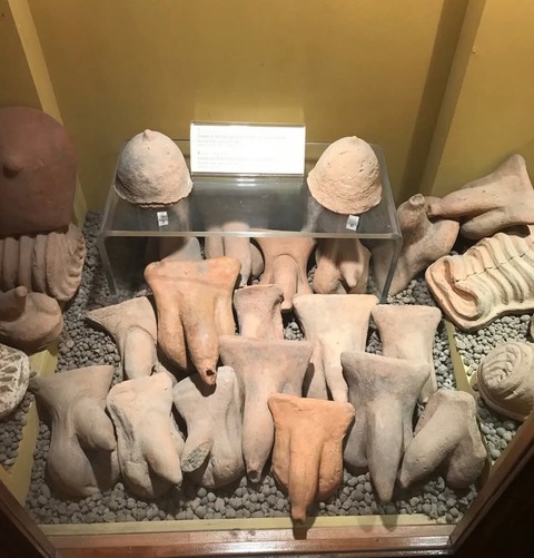 【画像】紀元前のナポリの方々、エッチだったwww