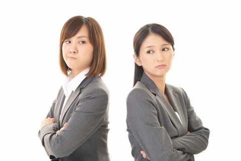 女上司(29)「男なんだろ？グズグズするなよ！」 ワイ(24)「それセクハラですよ、人事に報告しますねwww」⇒！