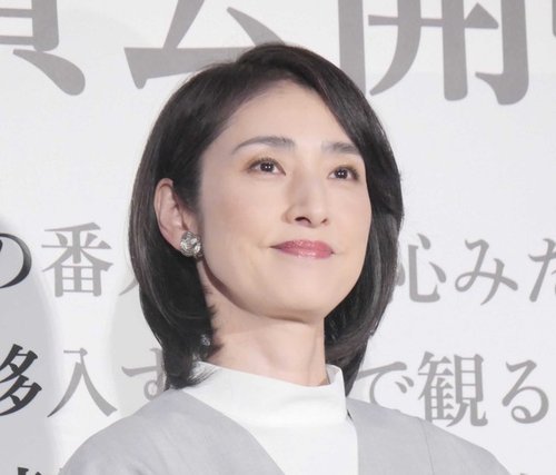 【悲報】天海祐希さん（58）、白髪を隠さずテレビに出演した結果www