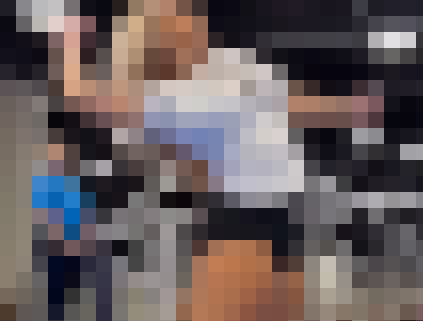 【動画】爆乳パツキン美女のムチムチサーブwww