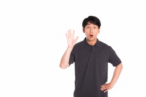 【動画】最近の若者「挨拶をしない自由もあるし、次の常識を作るのは若者」←賛否両論にwww