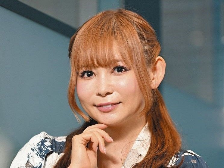 【悲報】中川翔子さん、指輪が抜けなくなりヤバいことになる
