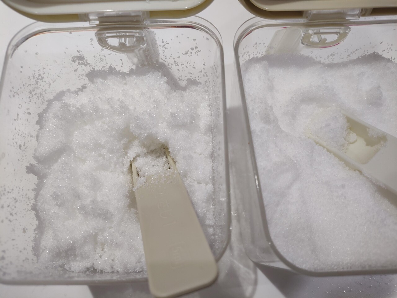 【皆さん、区別つきますか？】専業主婦さん、この画像だけで塩と砂糖を言い当ててしまう