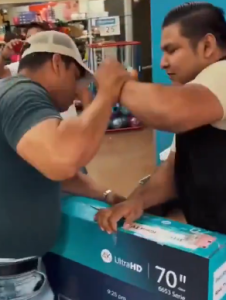 メキシコのWalmartでヤバすぎる事件www