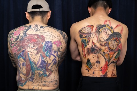 【恐怖】山口組の構成員に店内で絡まれてしまった動画、恐ろしすぎる！→(動画あり)