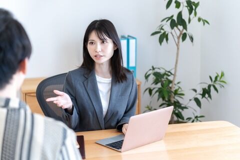 酔った勢いで45歳のババアとヤってしまった⇒！！