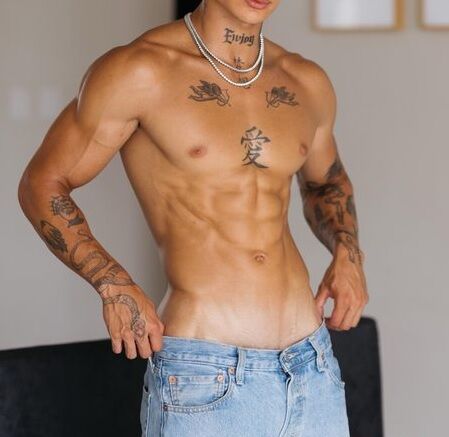 【画像】ブラジル人まんさんインスタでHボディーを披露してしまうwww