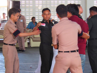 【画像】タイの徴兵検査、もはや参加する美女のお披露目会になってしまうwww