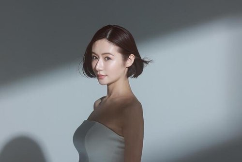【悲報】《一円もない》1.6億脱税・宮崎麗果と元EXILE黒木啓司「離婚へ」セレブ生活が衝撃の終焉「彼は九州に帰っています」