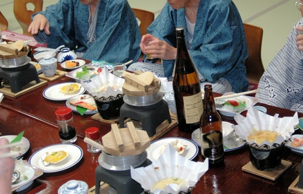 部長「なんか一発芸してよw」ワイ「いいですよ。名刺お借りしていいですか？」⇒結果www