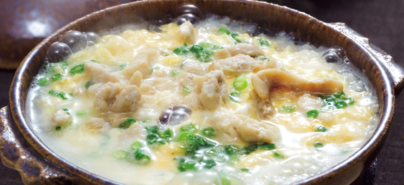 隣室のシングルマザーに娘さんの看病を必ﾀﾋに頼まれてしまった  →    目を覚ました娘「………なんでいるんですか」俺「頼まれた」娘「」