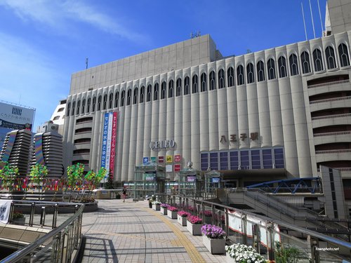 【悲報】八王子さん、かつて6つあった百貨店がガチで全滅してしまう