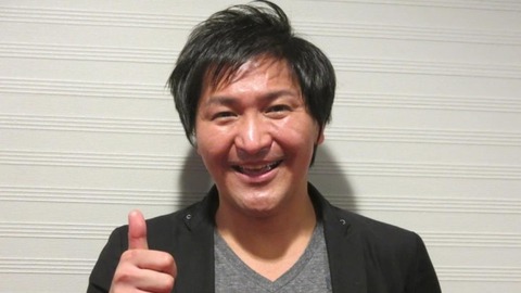 スリム真栄田　一部ユーザーの「40歳過ぎて貯金が300万円ない人達って、今まで何をしてきたんだろう…」に「50代でねえよ」