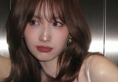【最新画像】TWICE・モモ(29)、エ□すぎるドレスで登場して炎上してしまう！