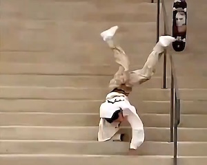 【動画】スケボーで頭蓋骨と眼窩を骨折する事故(@_@;)