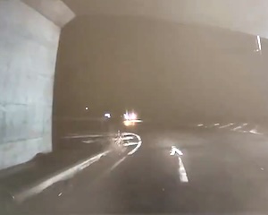 【動画】千葉のスバル360乗り、ひどい運転のトラックと正面衝突してしまう(´･_･`)