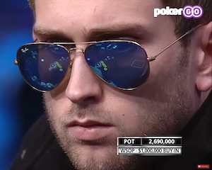 【動画】ポーカートーナメントで起きた100万ドルのフラッシュ事故。