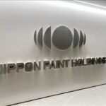 日本ペイント「ナフサなくてシンナー作れないから75%値上げ」