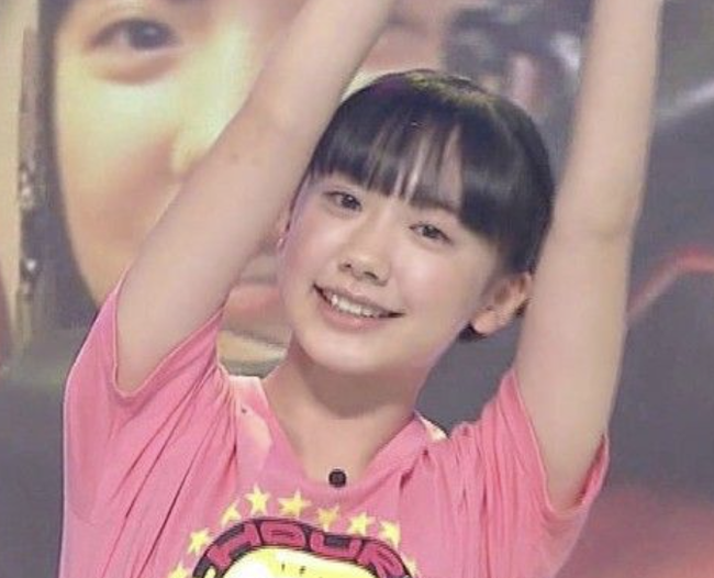 【画像】芦田愛菜（20）ちゃんの私服、ガチで意外すぎるwww