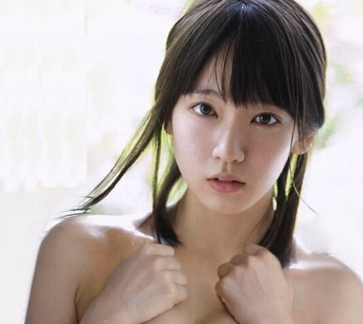 【朗報】吉岡里帆と一緒にピザを食べた男の画角、シコすぎるwww
