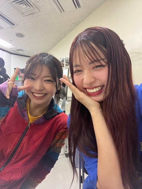 伊勢鈴蘭と川名凜のイチャイチャ動画が流出…