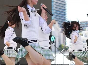【画像】こういうパ〇チラ上等のＪＫwww