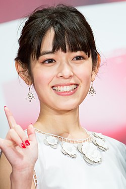 【祝】矢作穂香、結婚発表＆ドレス姿公開「穏やかに生きたい」