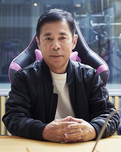 【悲報】岡村隆史さん「分からへんよね、YouTuberの方々は」ヒカルのタモリ批判を一蹴してしまう