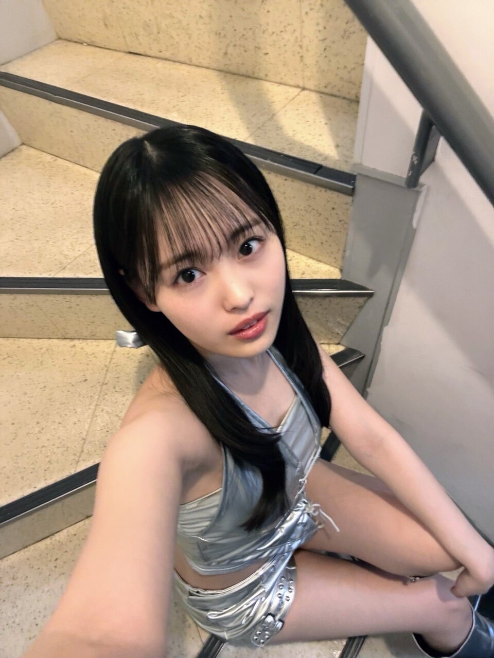 【画像】後藤花ちゃんの自撮り画像がほぼ水着な件w