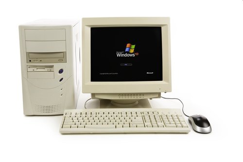 【悲報】00年代のエッッッゲーを動かせるOS、ガチで消滅してしまうwww