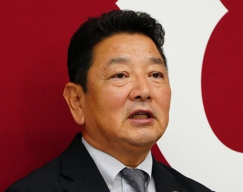 元巨人・吉村禎章氏　“交通事故レベル”と言われた大けがから38年…　足の特殊装具「今も付けてます」