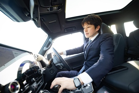 【悲報】Z世代、車に乗れない