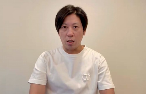 【朗報】おま●こシャンパンタワー坂井、タワー建造までの経緯と女の子へのギャラをゲロるwww