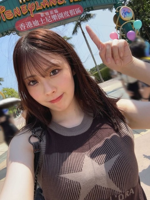 西﨑美空、ちょいエロな私服画像を投稿