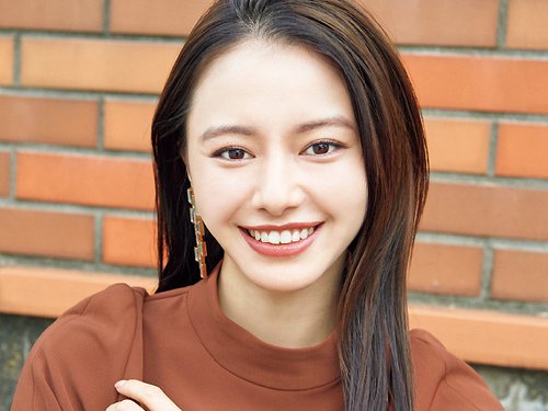 【朗報】山本舞香さん、森進一の孫を妊娠してしまう