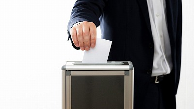 【驚愕】「赤青ボタン」思考実験、ガチで『馬鹿発見器』だと話題にｗｗ