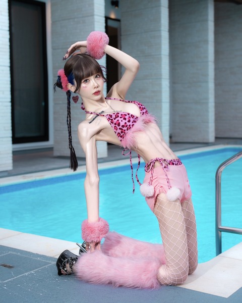 「この身体になってから男が寄り付かなくなり」ゆりにゃが極限まで絞り込んだ肉体披露