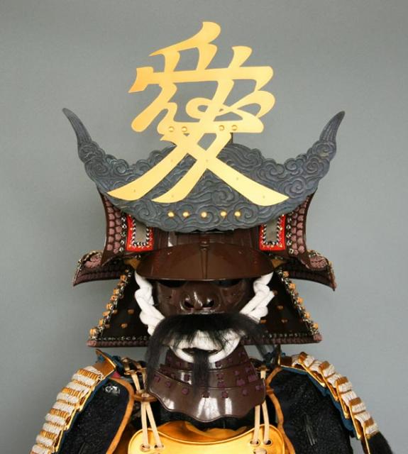 【悲報】直江兼続、“愛”を兜に掲げるとかいう戦国一の恋愛脳だったwww