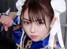 【画像】太ももがムヂムヂすぎる春麗のコスプレイヤーさんwww