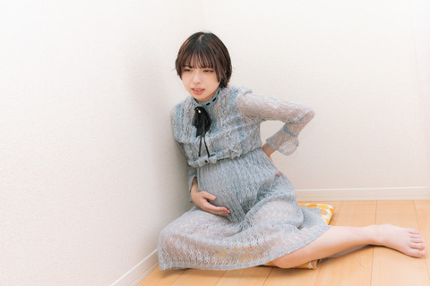 【悲報】池沼の兄、カーチャンと性行為に励んで妊娠させてしまうwww