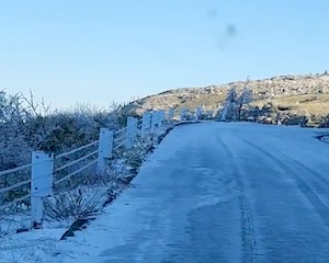 【動画】GW中でもスタッドレスが必要な群馬の志賀草津道路。
