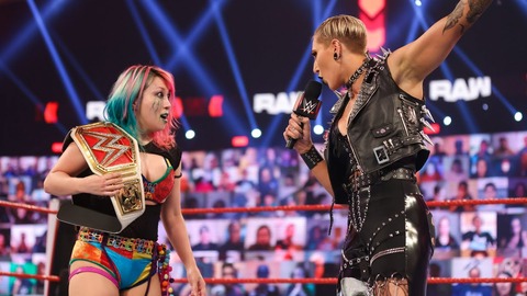 【画像】ワイ、えちえち女子プロレスラーでシコシコしてしまう…